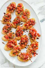 You are currently viewing A Grilled Tomato Bruschetta Recipe That’s Perfect for Parties (or Anytime)